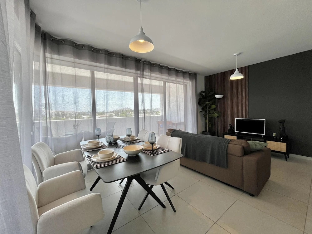105 LCA - Stay Sealine Apartment