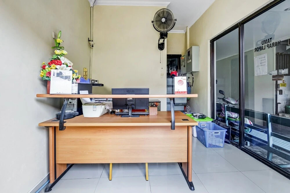OYO 90927 Homestay Tentrem 2