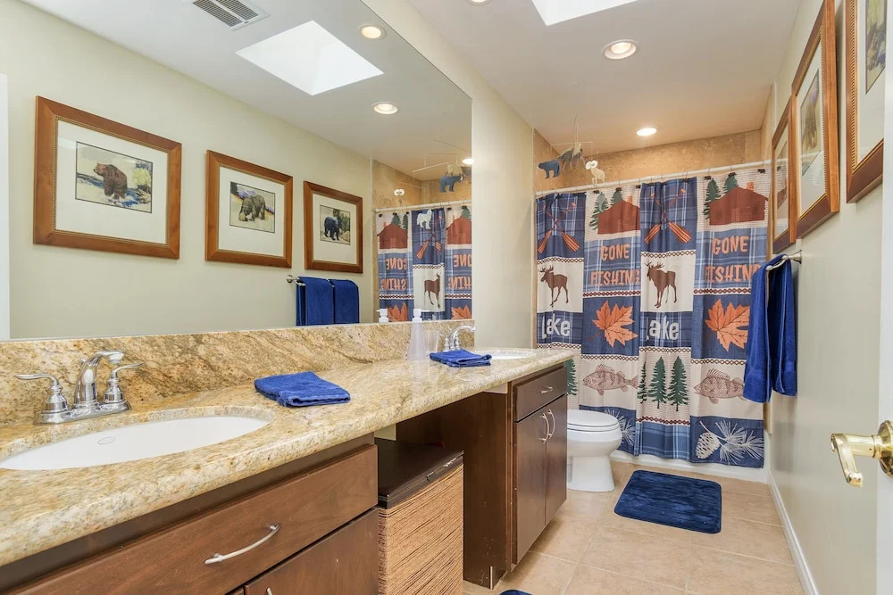 New Listing! Tranquil Estate W/ Private Pool & Gym Home