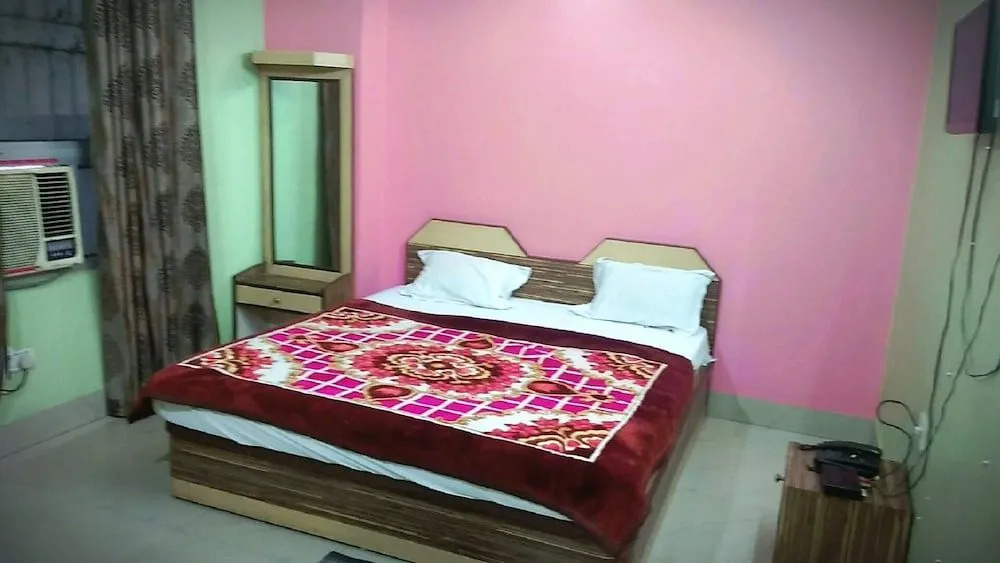 Hotel Royal View International