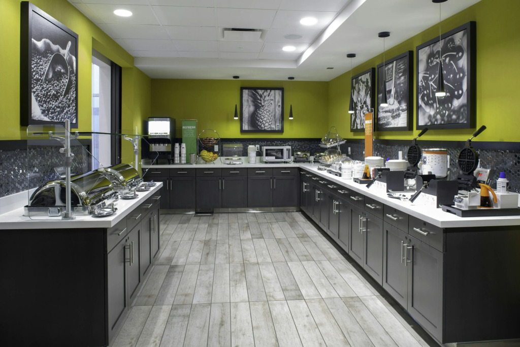 Hampton Inn & Suites Irvine/Orange County Airport