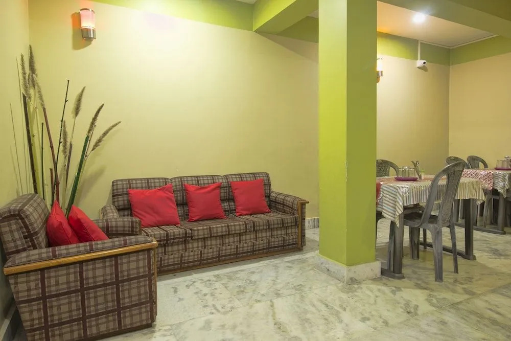 OYO 23591 Nightingale Residency