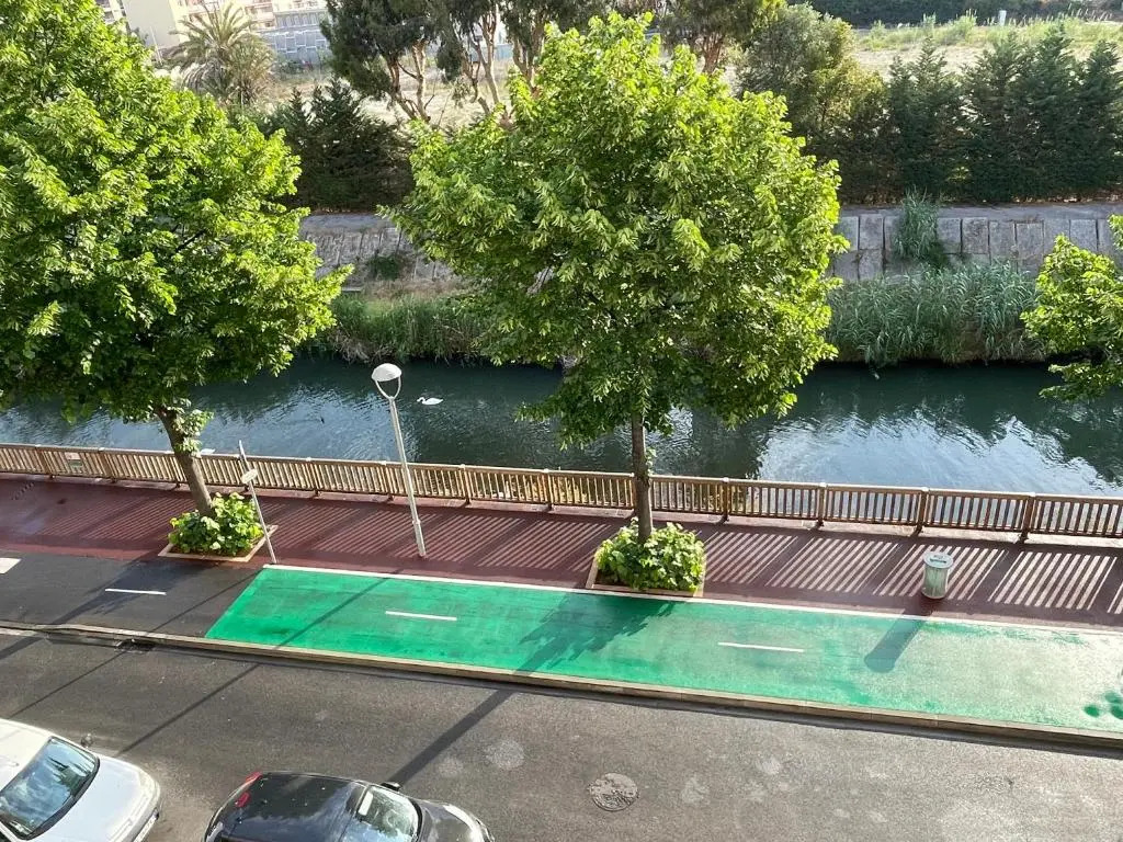 Appartement rénové vue mer avec garage
