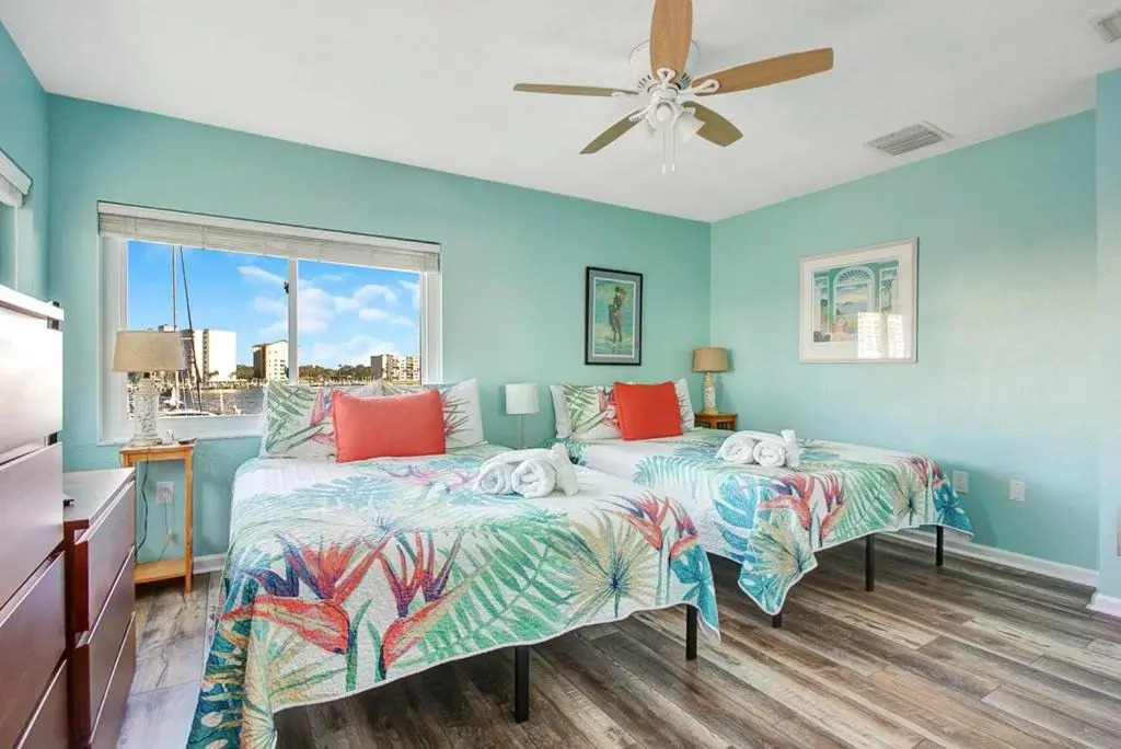 Five Palms Suite 105 - Daily - Weekly - Monthly