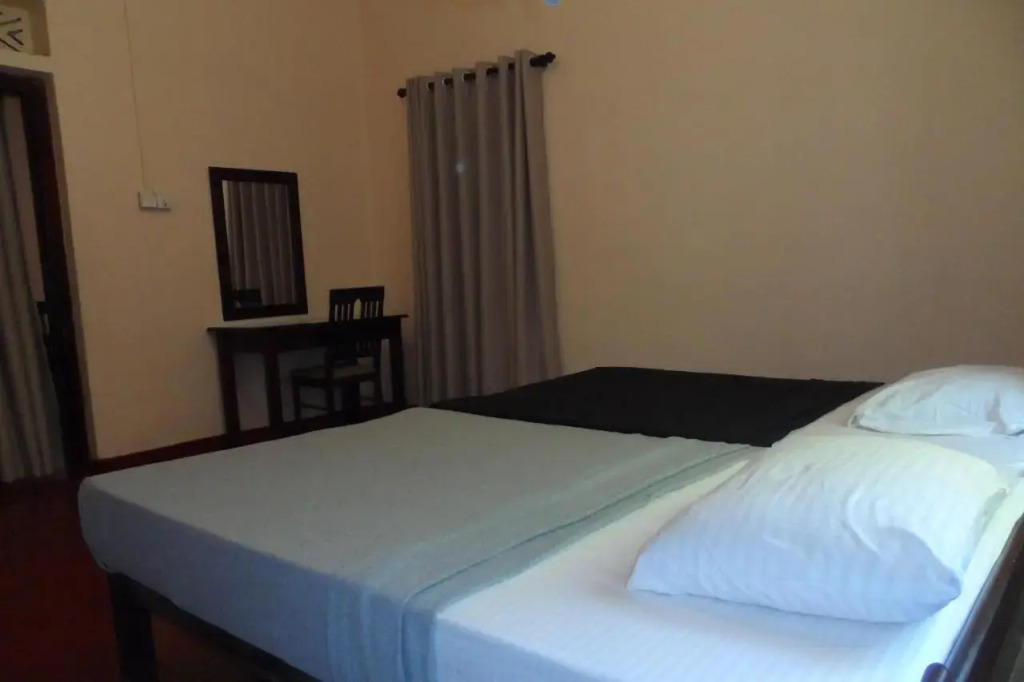 Savana Bungalow & Hostel
