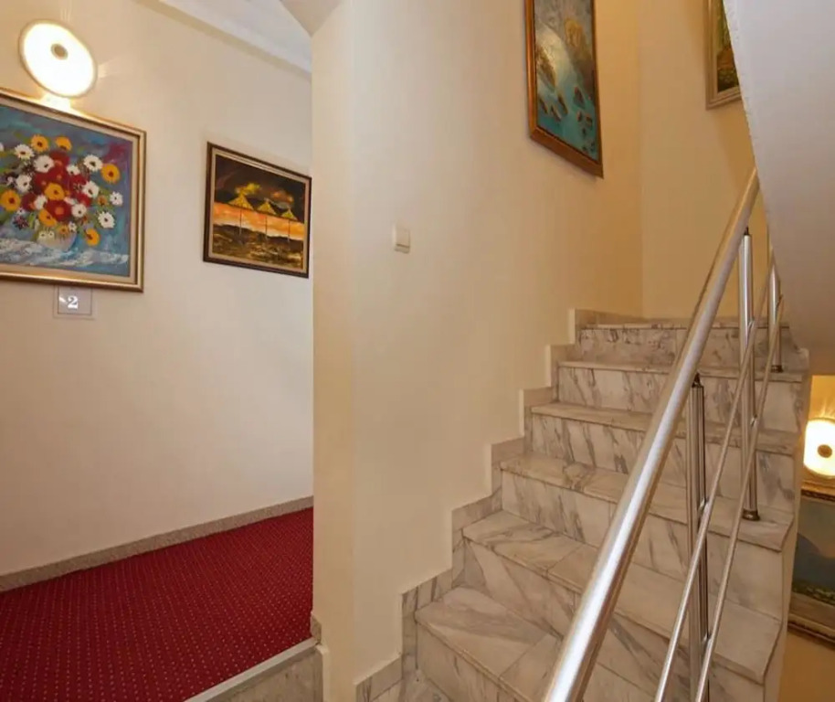 Peshev Family Hotel Vlas