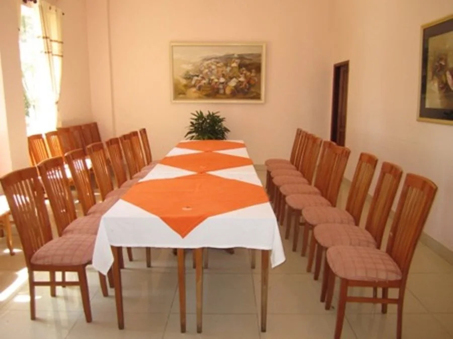 Đồi Dương Hotel