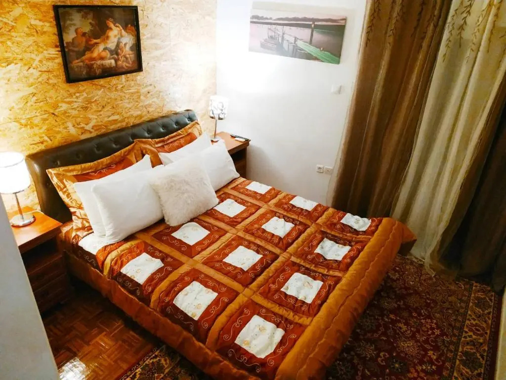 Sweet Home