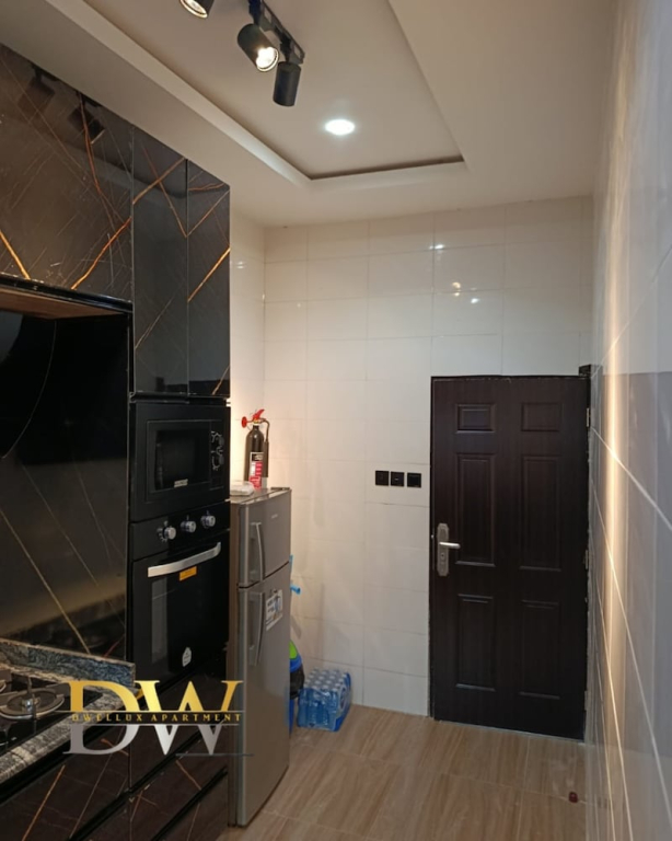 Dwellux Apartments