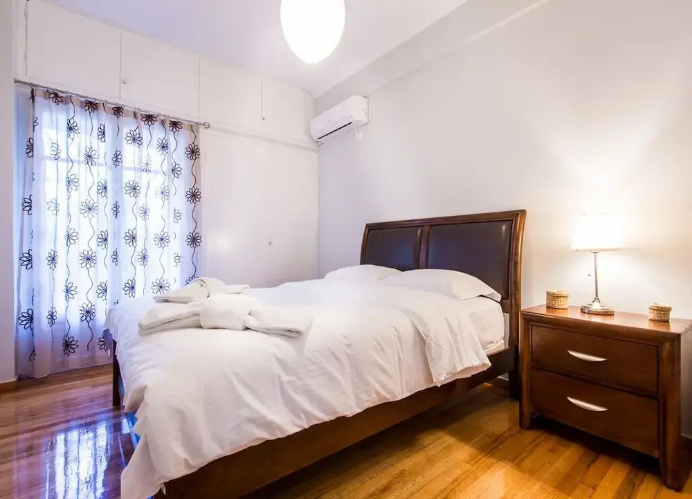 Adorable apartment under Acropolis