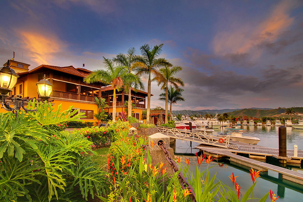 HRG Condos at Los Sueños
