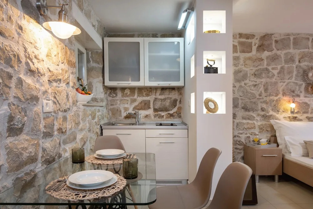 Apartments Vauquer