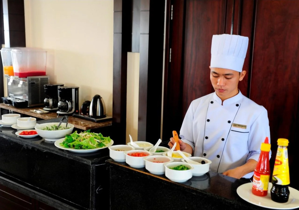 Moonlight Hotel Hue