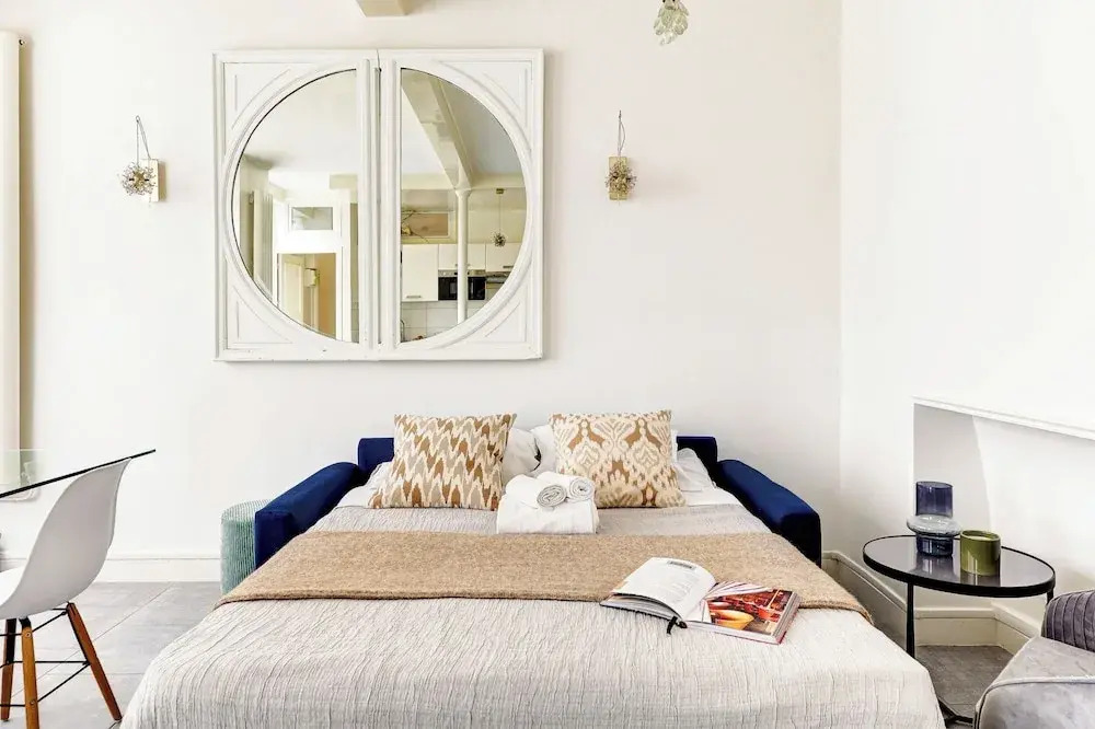 Stylish 1BR by Luxembourg Garden