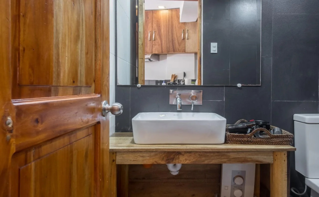 Anahaw Studio Suites