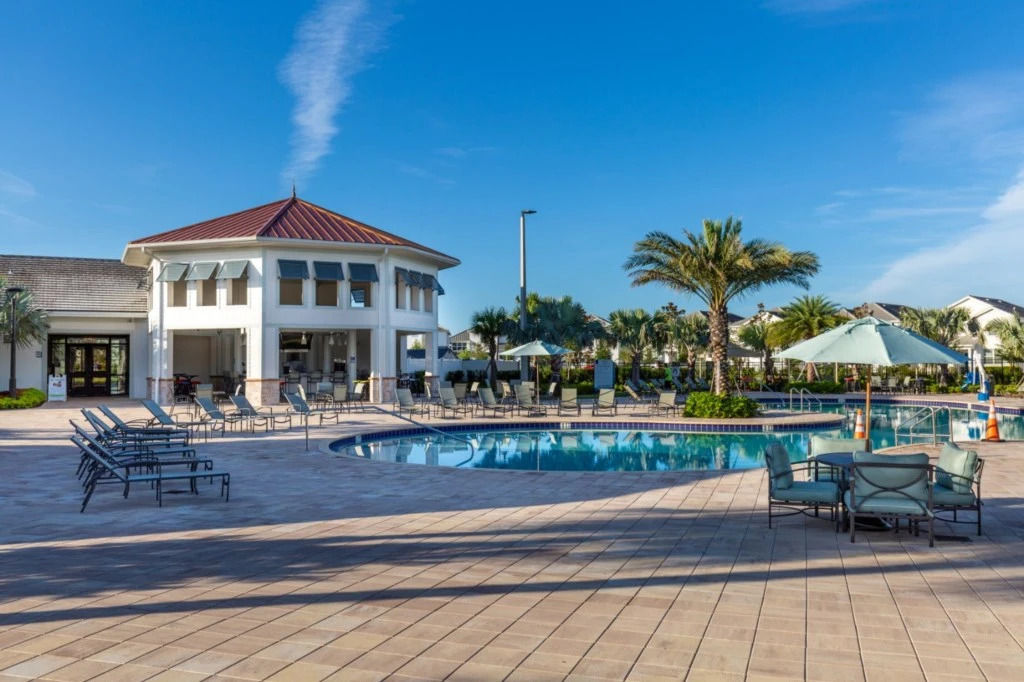 4 Bedroom/3 Bathroom Storey Lake (4900 WA), Kissimmee, US