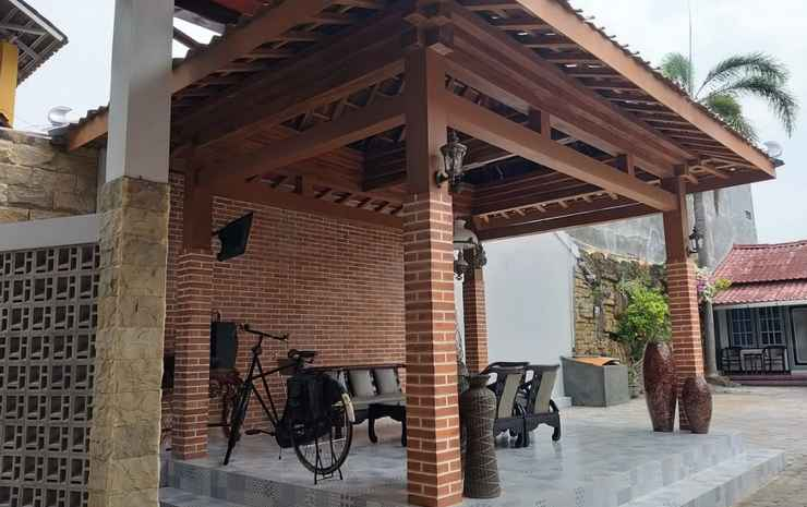 Dhina Finny Graha