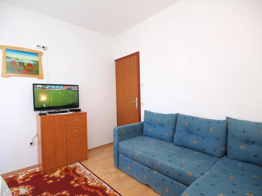 Apartment Miljus by Interhome