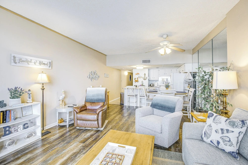 Oceanfront Garden City Beach Condo For Families!