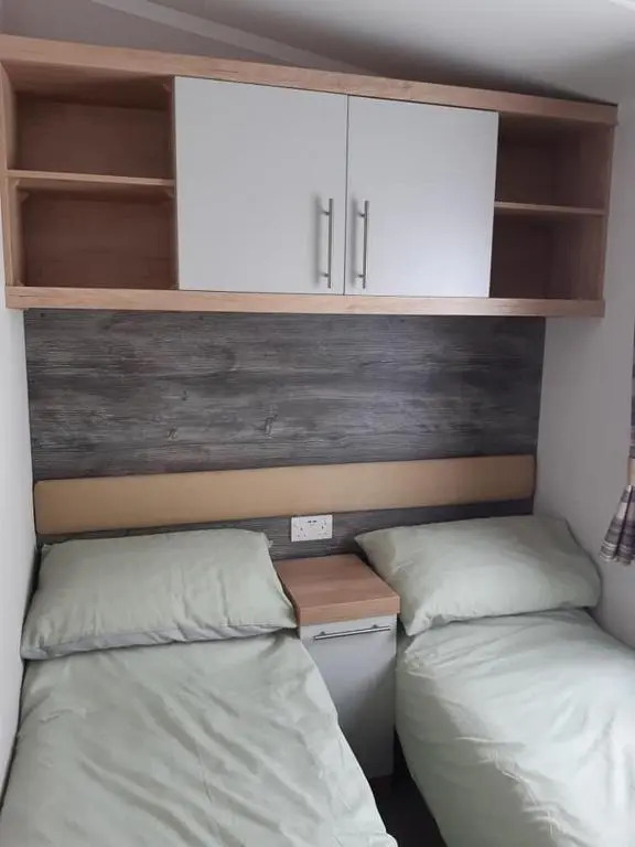 1 The Brambles