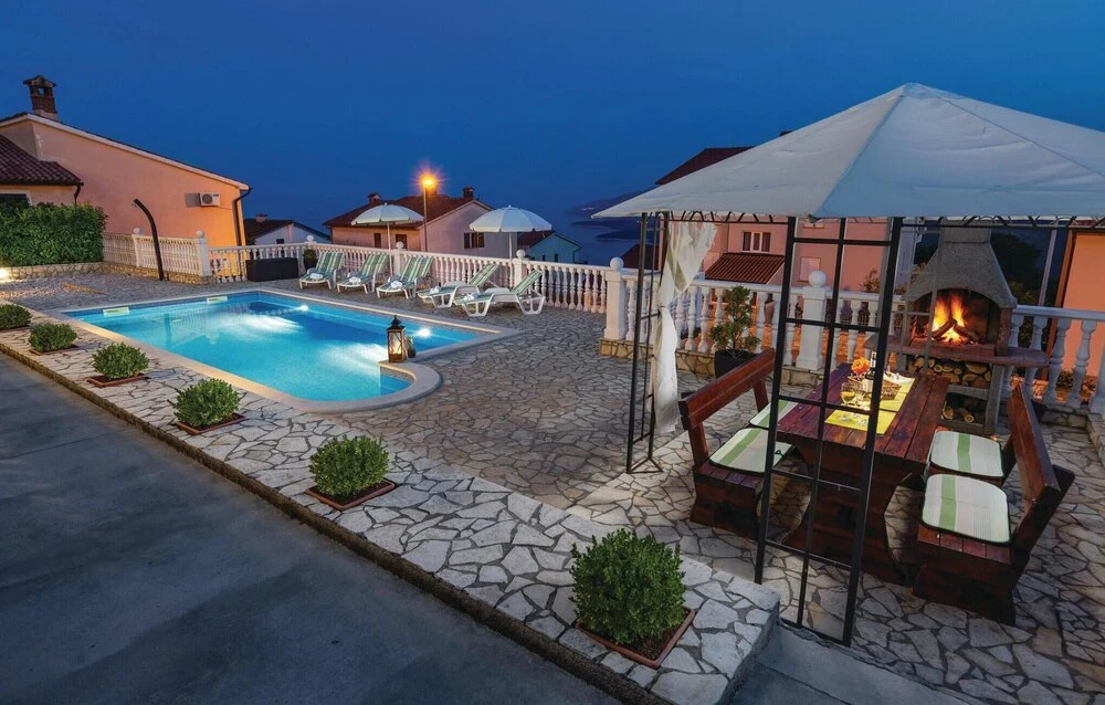 Amazing Apartment In Rabac