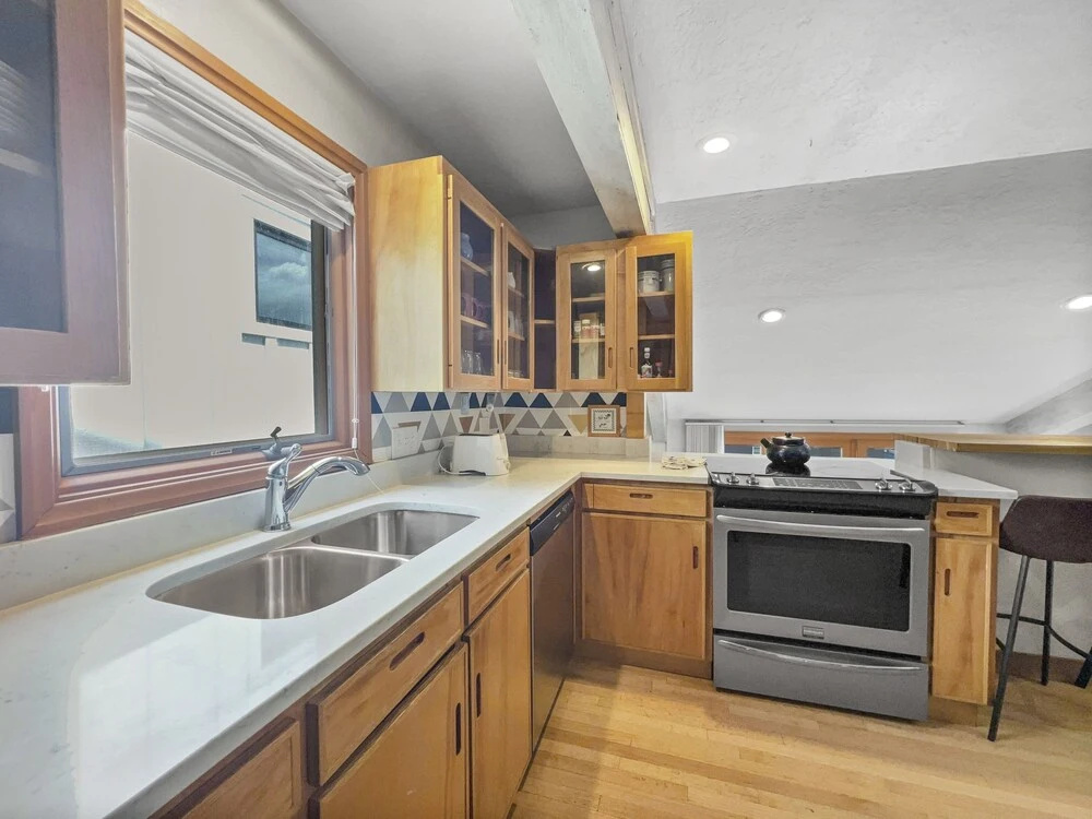 1010 Skiers Paradise At Lowell! Walk To The Slopes Of Park City Mountain! 2 Bedroom Home by RedAwning