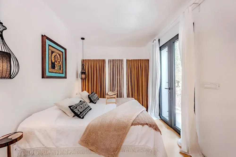 CASALE DI AMELI 5, Emma Villas