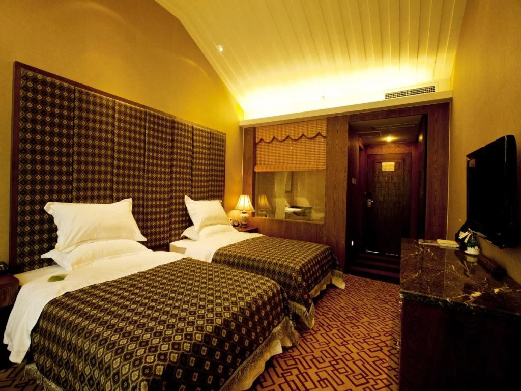 Chengdu Huanhua Jincheng Hotel