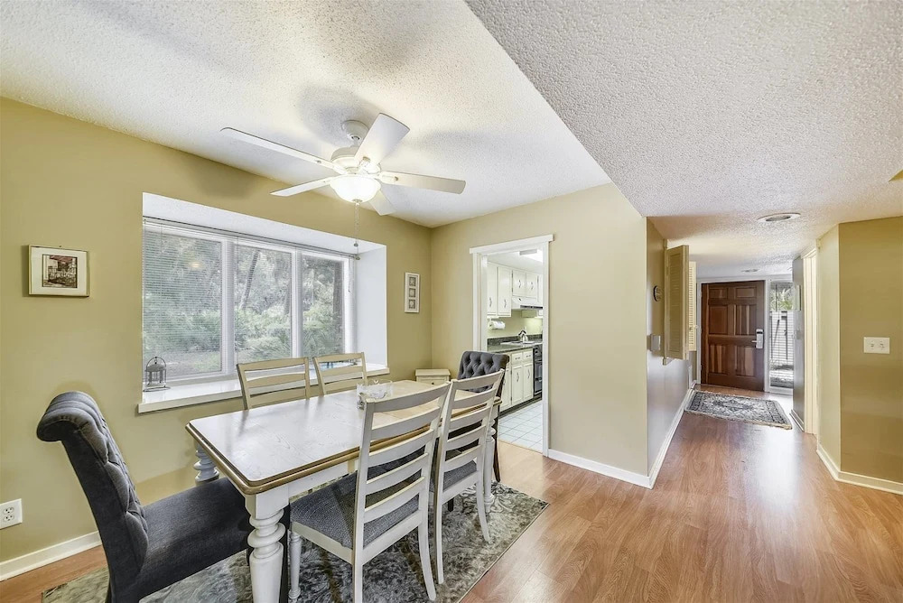 SailMaster 37 - Two Bedroom Condo