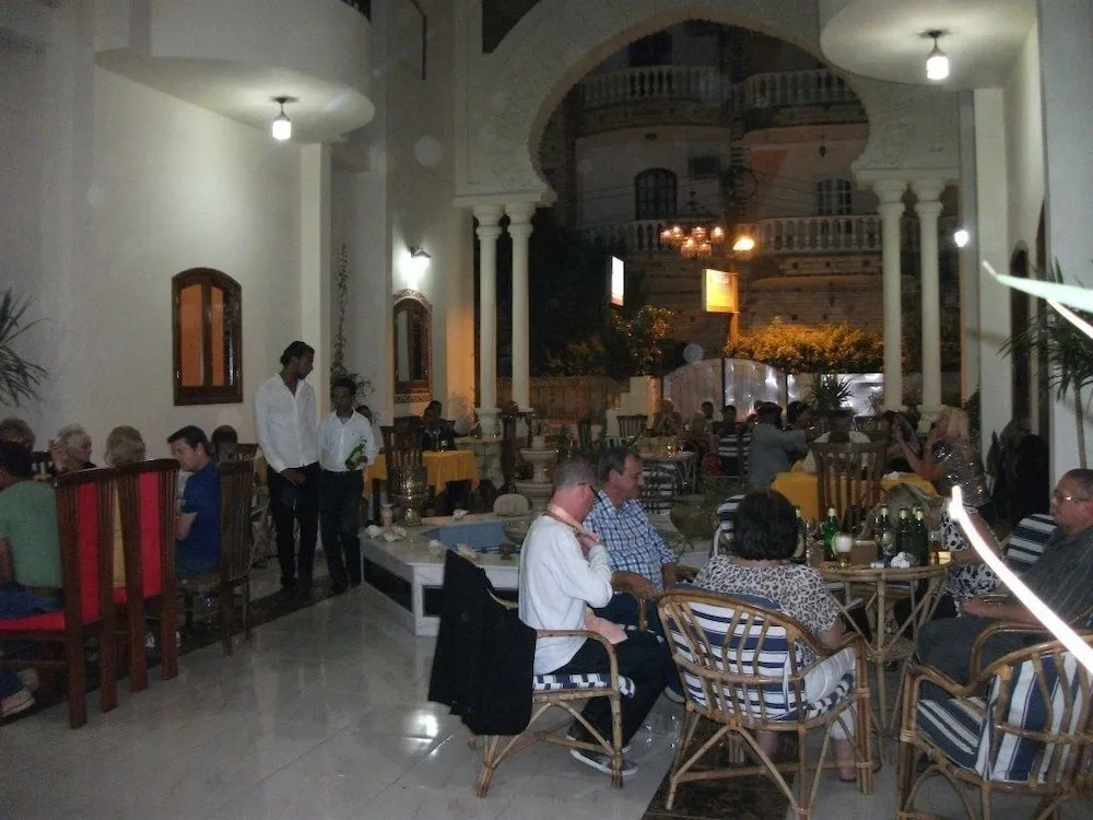Al Hambra Hotel