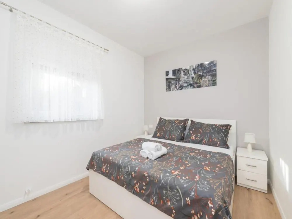 Mihael Holiday House