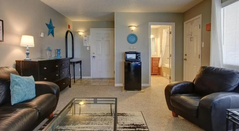 Anchorage Uptown Suites-Condos