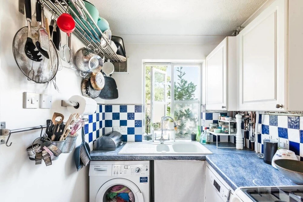 Lovely 2 Bedroom House With Garden
