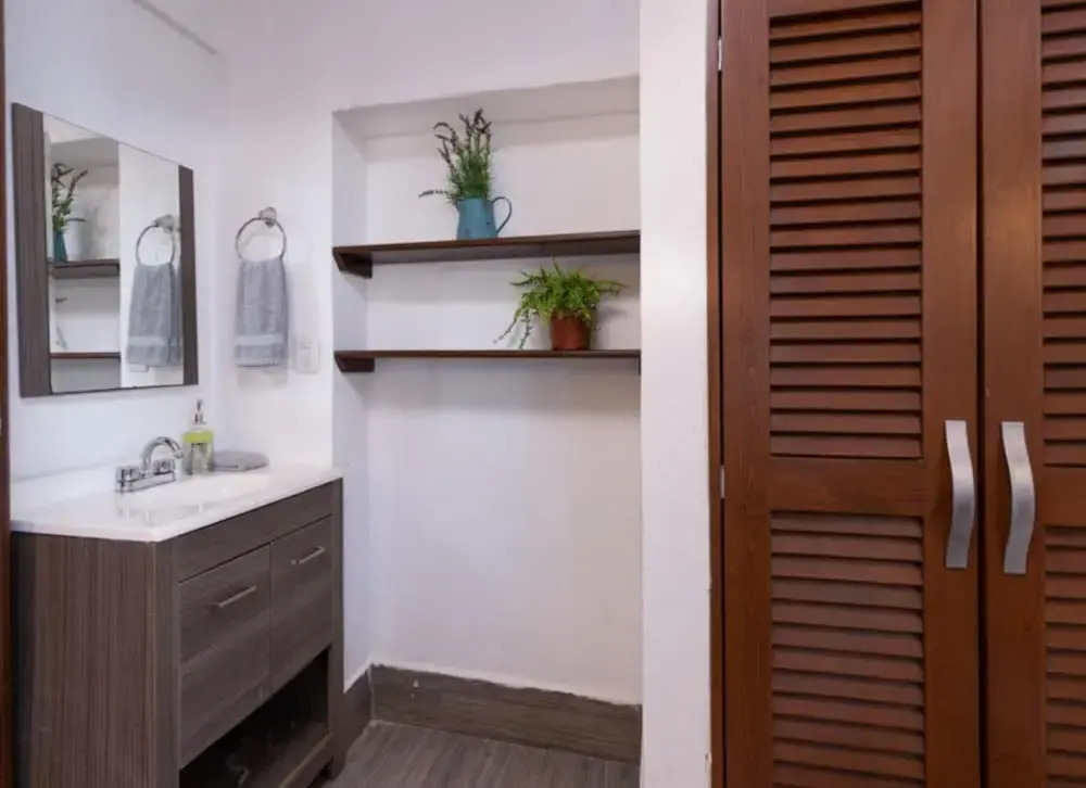 Lovely Studios in PDC 5 min to the Beach