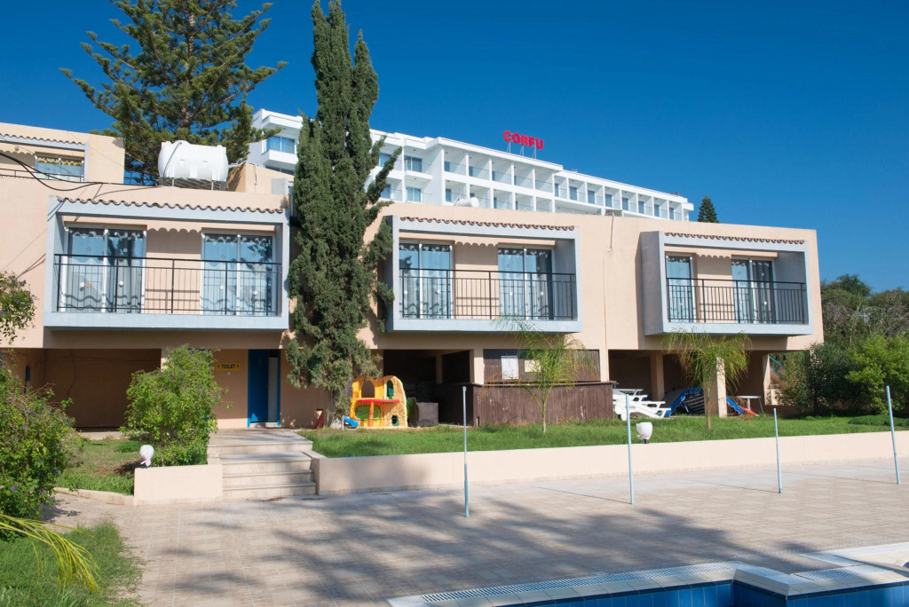 Eleana Hotel