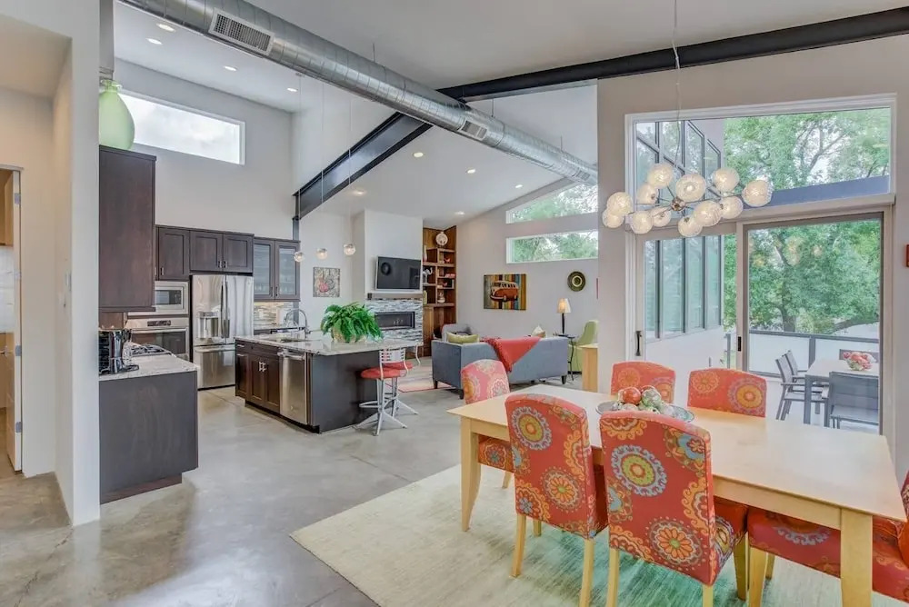 4BR Modern Marvel Downtown Custom Private Balcony