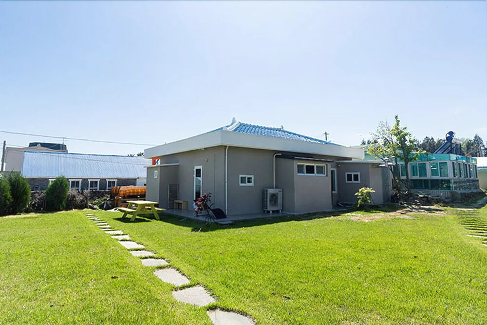Seogwipo Wolpyeong I-kiz Pension