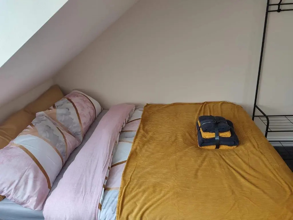 Crystal Suite 4 - Private Parking - Metro