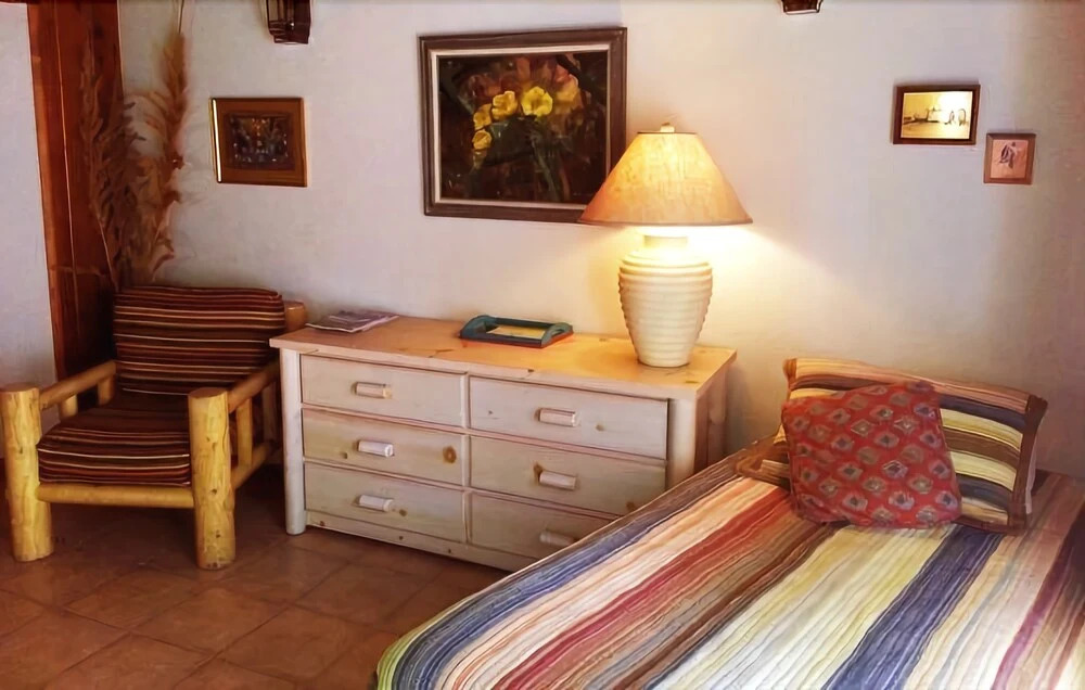 Sam Hughes Inn Bed & Breakfast