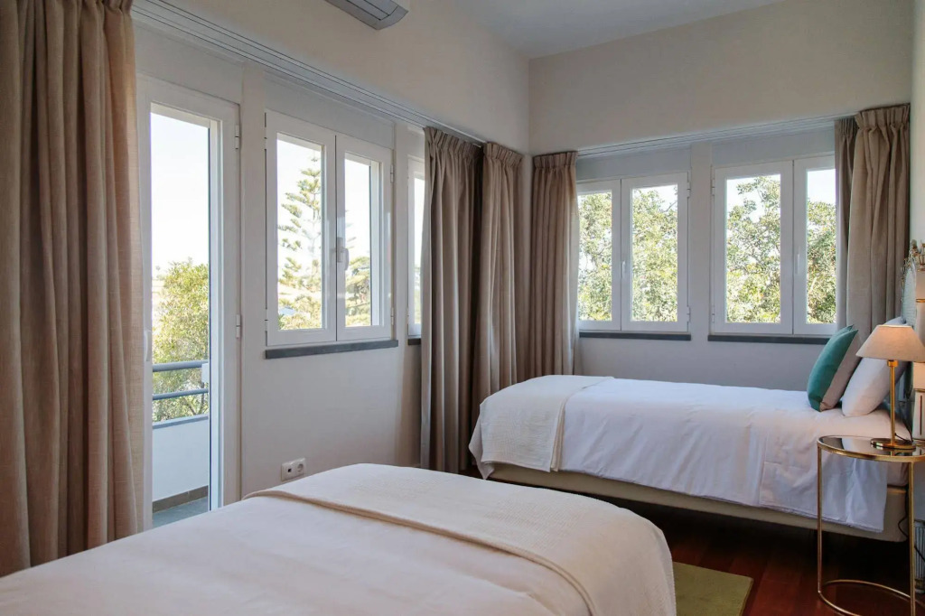 My House at Estoril Guest House