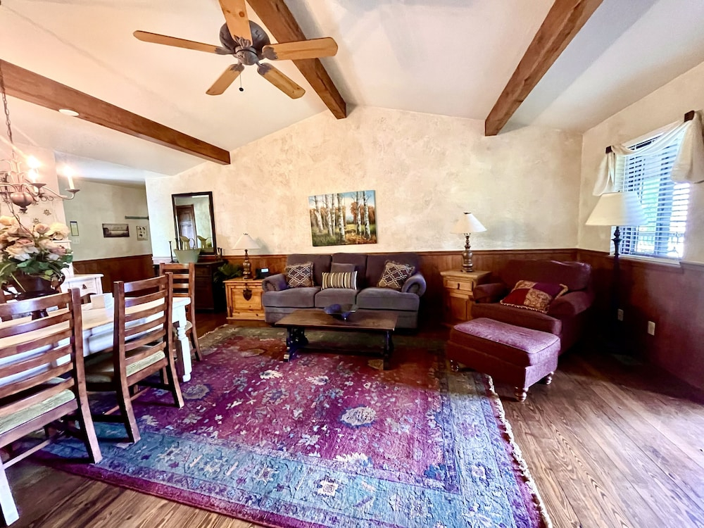 C8, Two bedroom, two bath log-sided, lake view luxury cottage with hot tub
