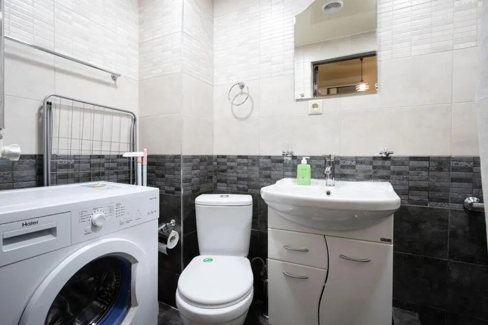 47A Excellent apartment center capital