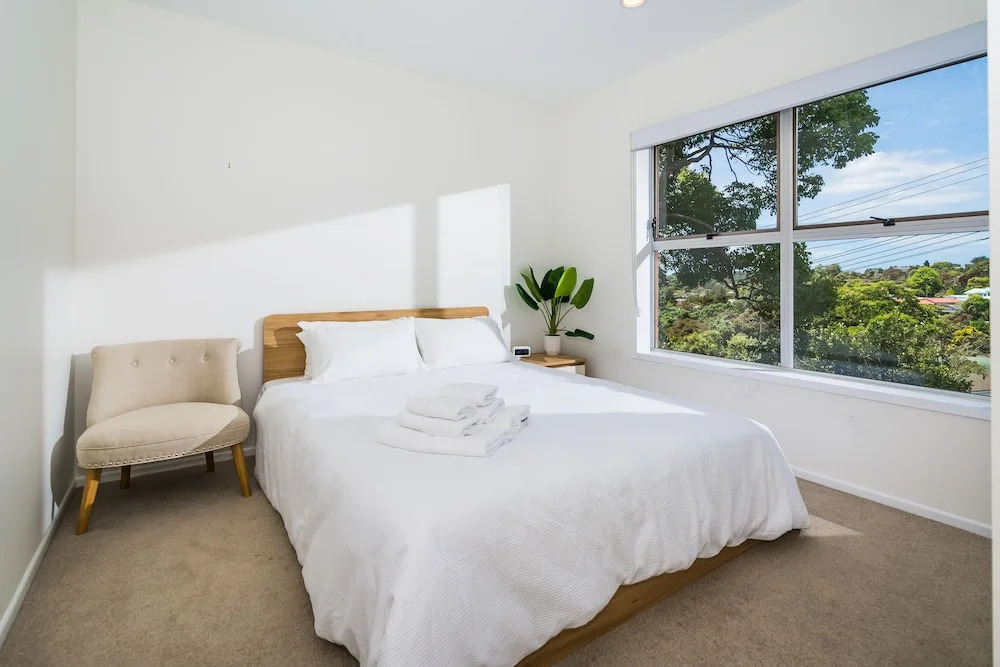 Glenfield Spacious 3 Bedrooms Unit