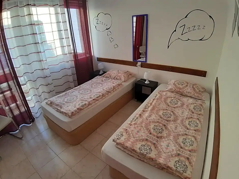 Alameda Hostel