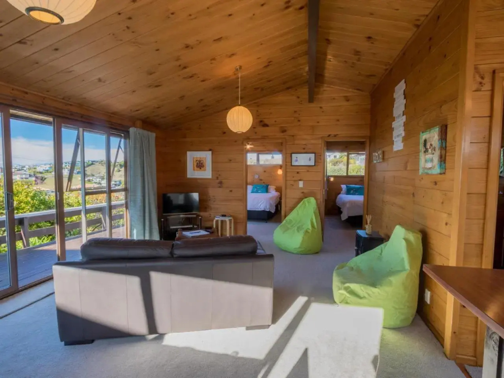Beach House on the Ridge - Kaiteriteri House