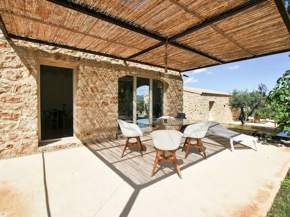 Mesmirizing Cottage in St Llorenç des Cardassar With Swimming Pool