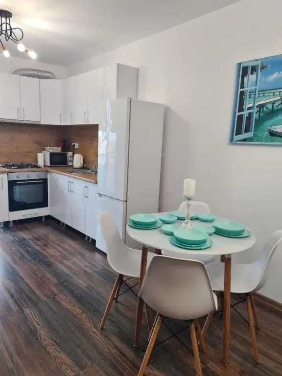 Christopher Apartment