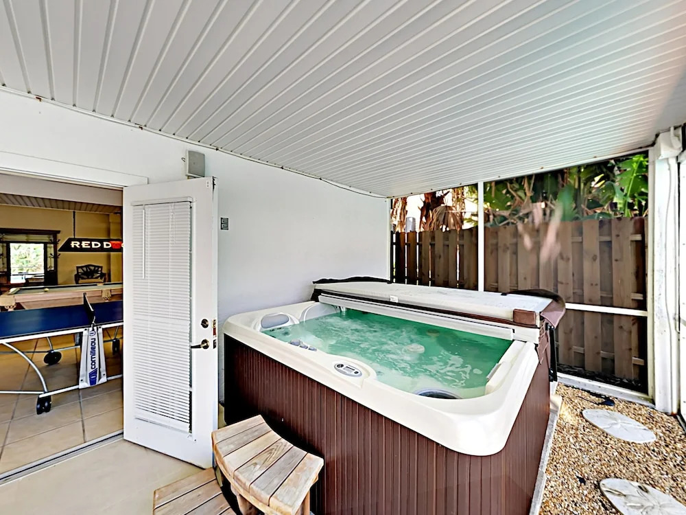 Casa Del Mar Retreat - 5 Br Home