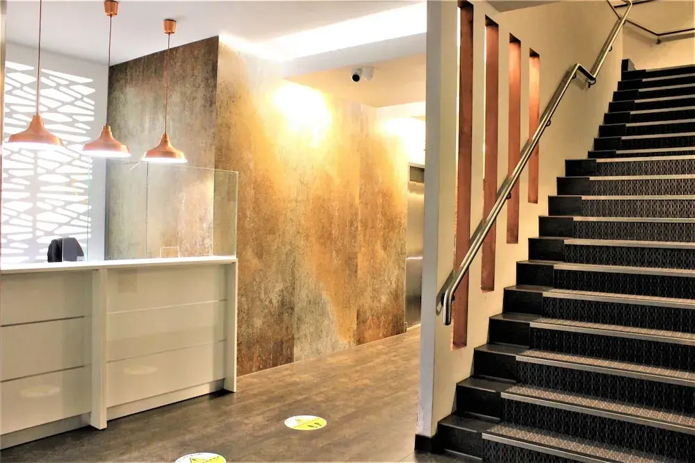 One Bed Penthouse Apartment in City Road