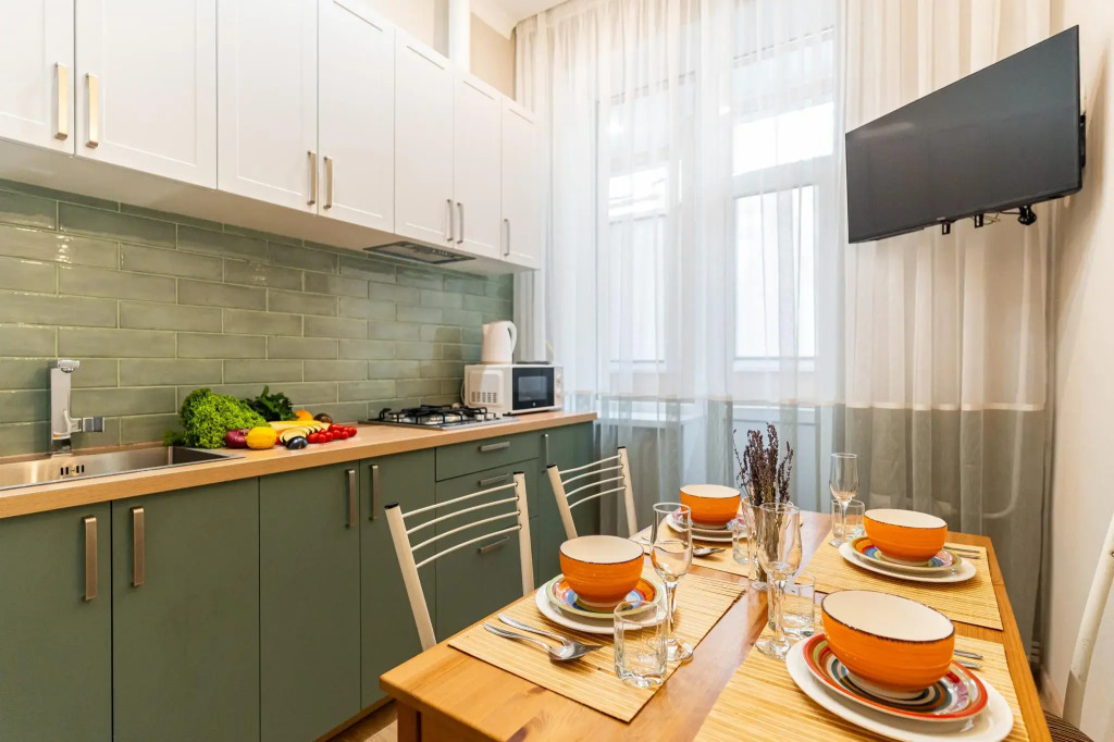 LetoApart на Мира 10